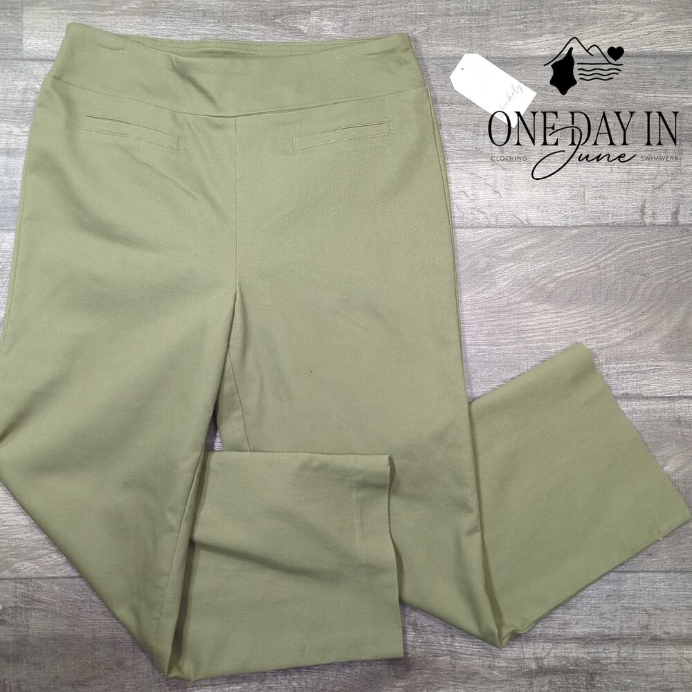 Wonderly Twill Crop Pants Size 12